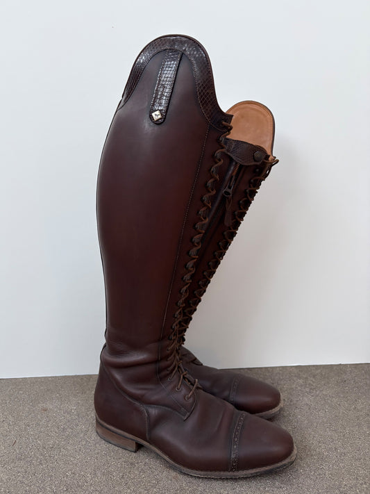 Size: 43 39.5/46.5 - DeNiro Botticelli - Consignment